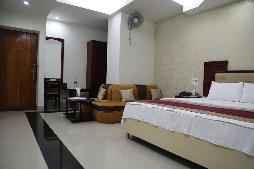 Hotel City Plaza Jessore Extérieur photo