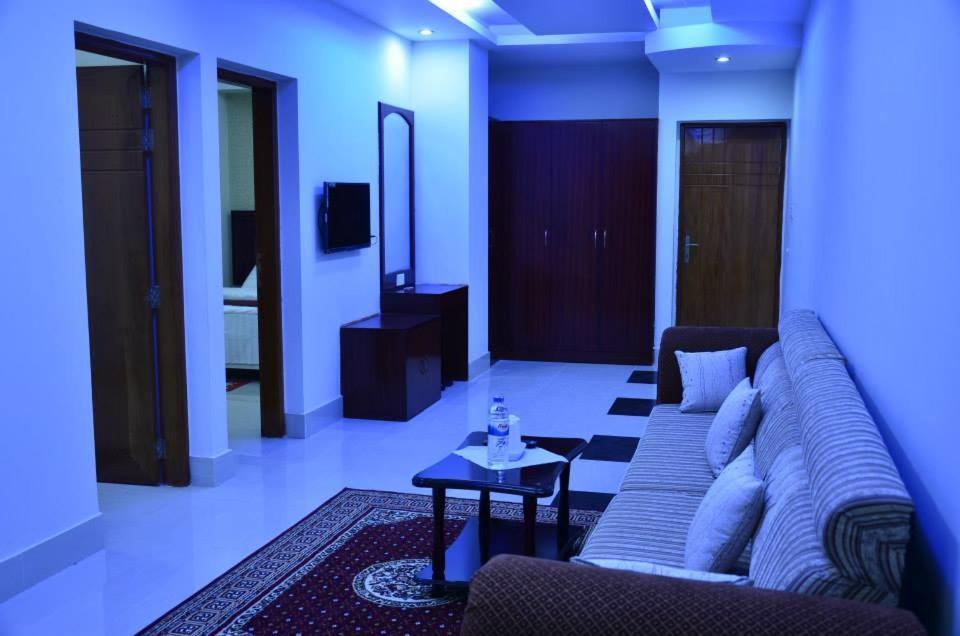 Hotel City Plaza Jessore Extérieur photo