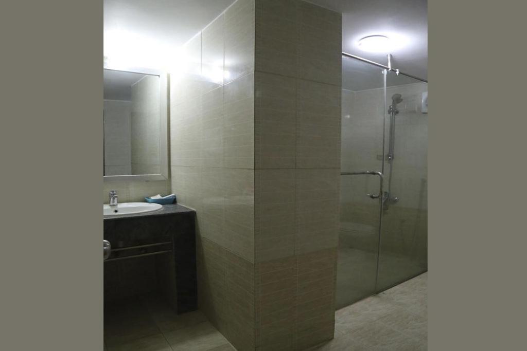 Hotel City Plaza Jessore Extérieur photo